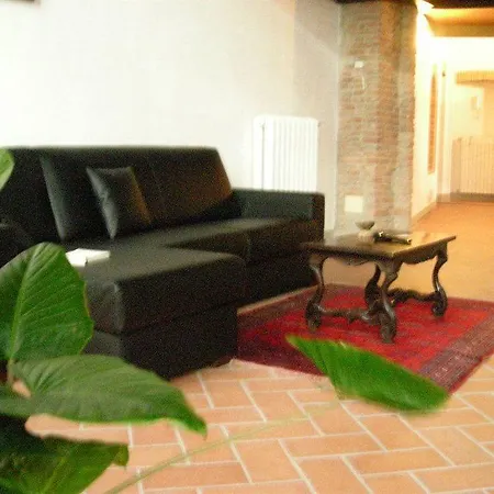 Residenza D'epoca Palazzo Malfatti Apart Otel 4*